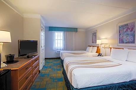 Deluxe Room with Two Double Beds