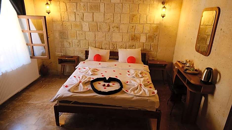 Lavinia Cappadocia Cave