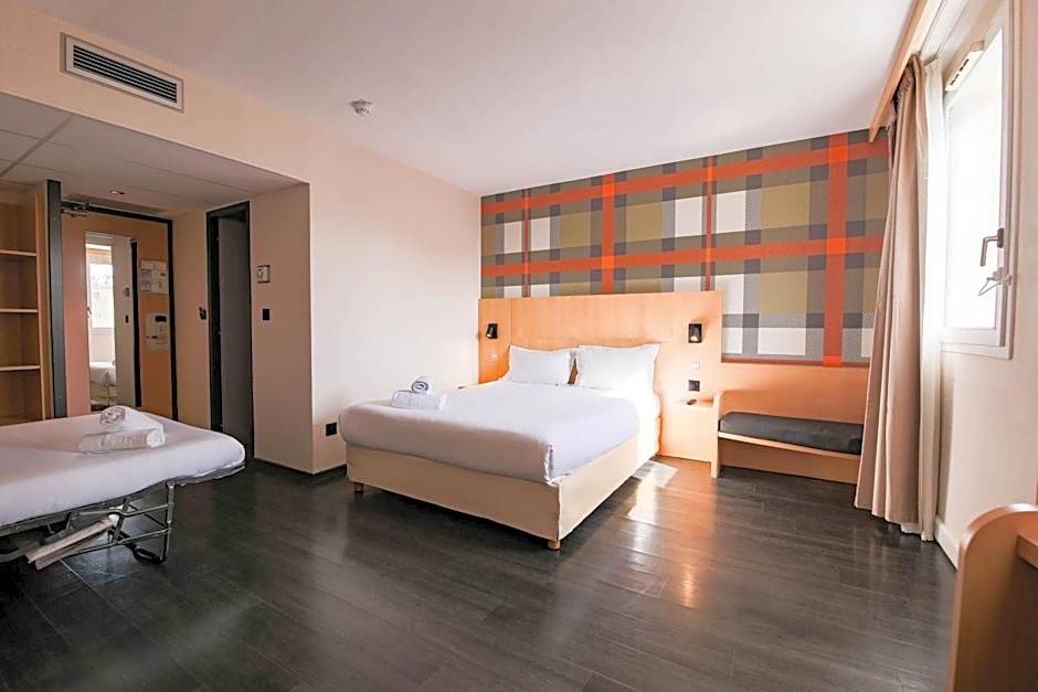 easyHotel Nice Palais des Congrès  Old Town