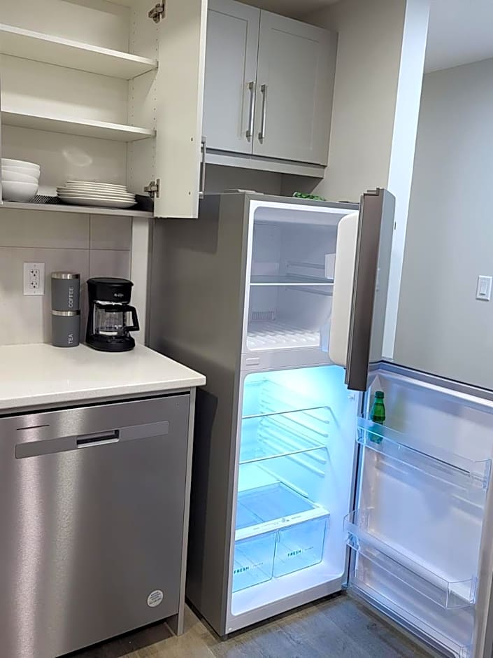 Modern 2 Bed Urban Retreat