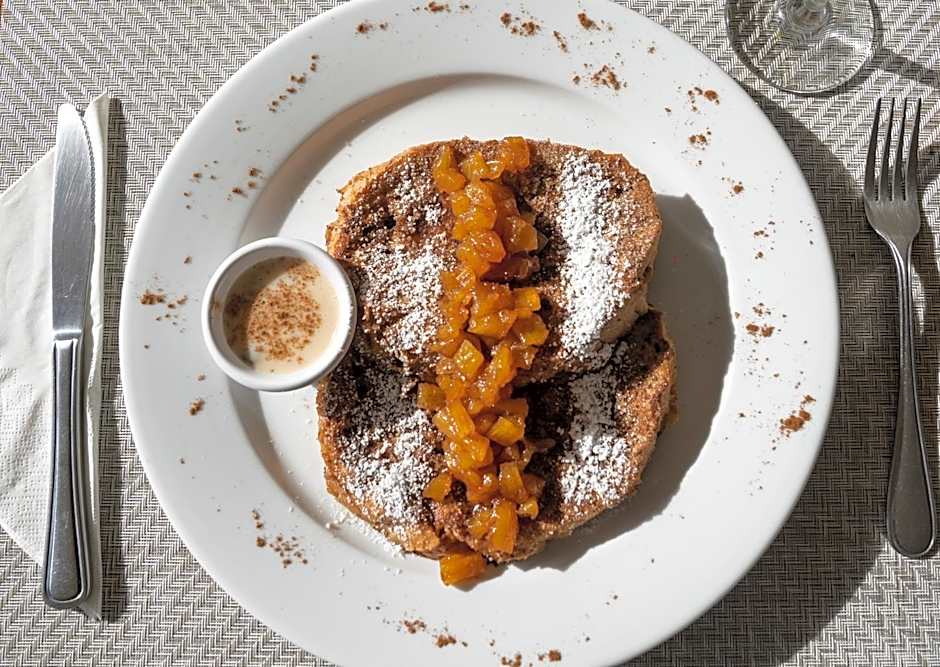 Villa Marina Lodge & Condos