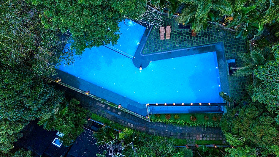 Wayanad Silver Woods Hotel