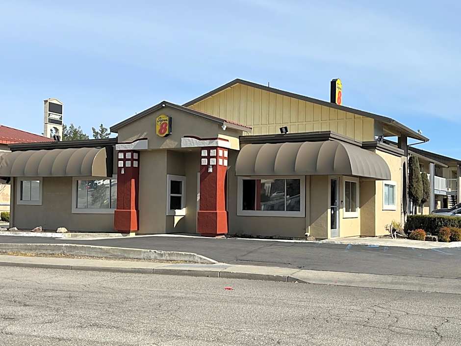 Super 8 by Wyndham Red Bluff