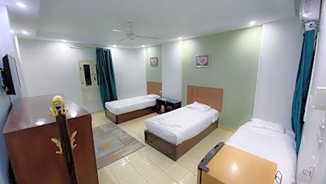 Basic Triple Room