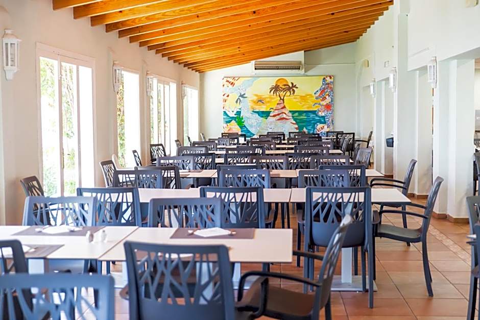 Hotel Club Calimera es Talaial