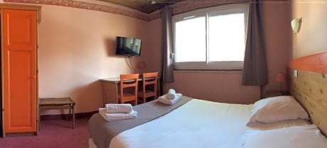 Double Room with Mountain View