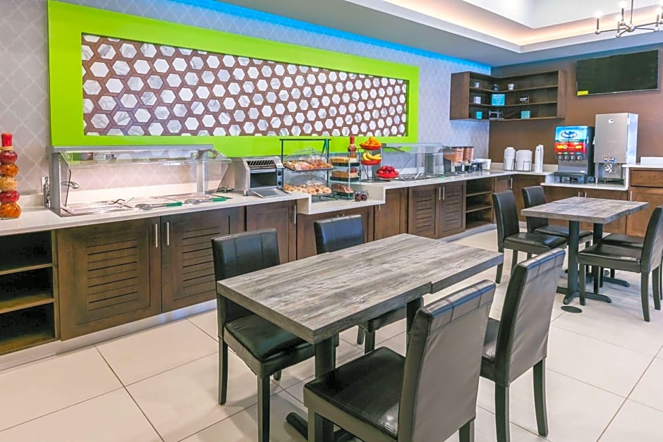 Ramada by Wyndham El Paso