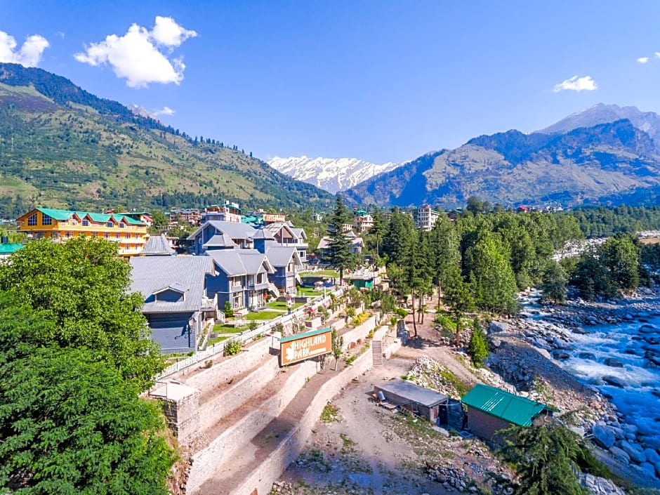 The Highland Park (A Centrally Heated River Side Resort)