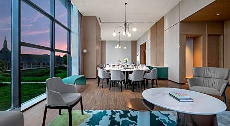 Holiday Inn Luzhou Longjian By IHG