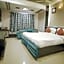 Hotel Ashapura Palace