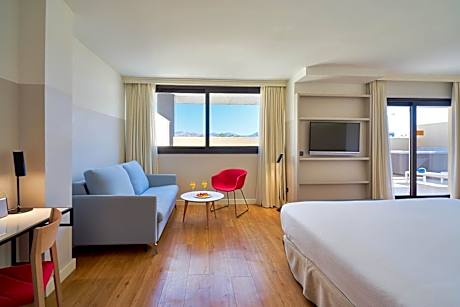 Junior Suite with Terrace with Hot Tub