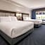 Holiday Inn Express & Suites Niagara Falls By IHG