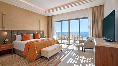 Fairmont Gold One-Bedroom Suite with Ocean View