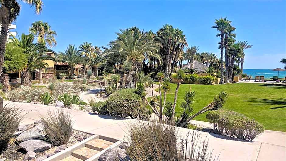 Bella Sirena 305-A - Elegant Oceanview Condo on Beachfront Resort