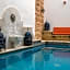 Chapel 5 Boutique Suites B&B
