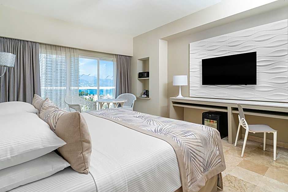 Krystal Grand Puerto Vallarta - All Inclusive