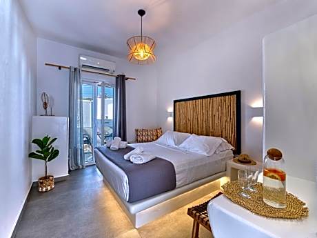 Deluxe Double with Street & Partial Sea View