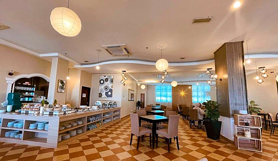 Putra Brasmana Hotel
