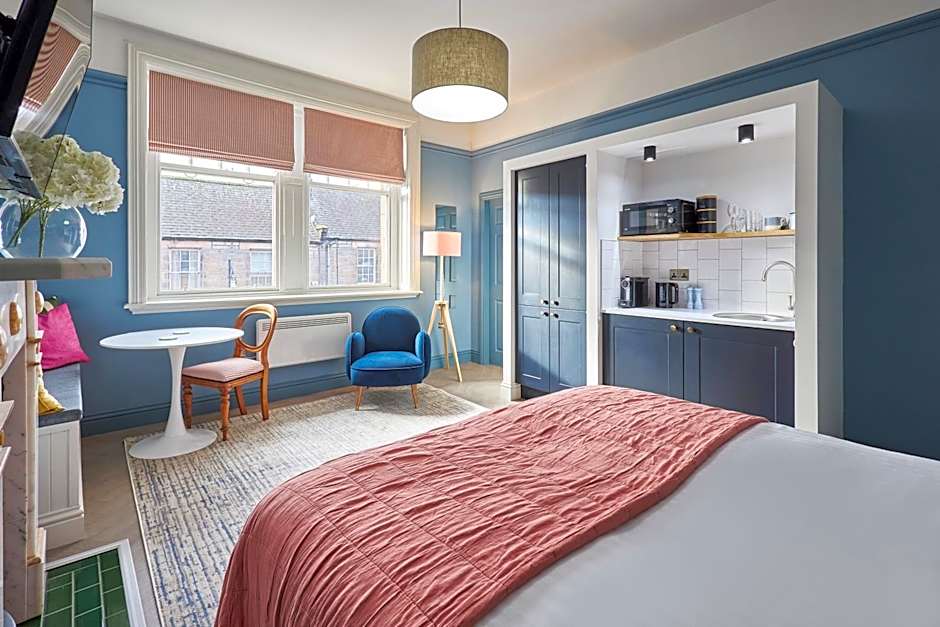 Arlington House Hotel - Self Check-In Suites