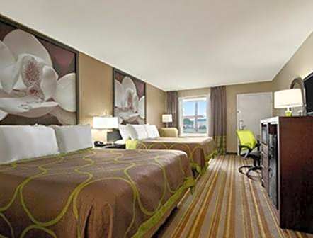 Queen Room with Two Queen Beds - Non-Smoking