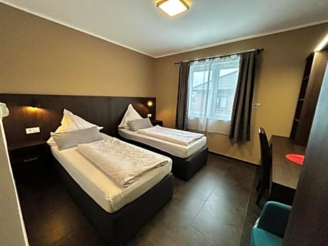 1 Double Bed or 2 Beds