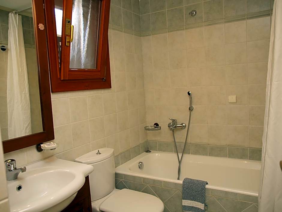Mylos Hotel Apartments
