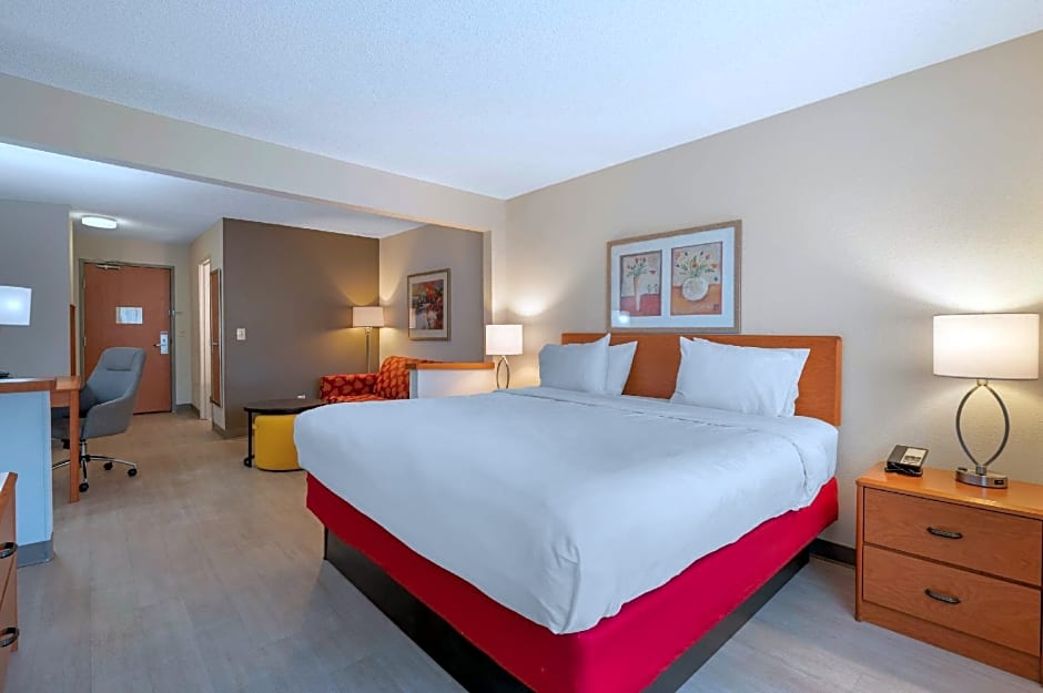 Comfort Inn & Suites