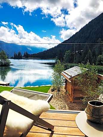 Double Room with Lake View