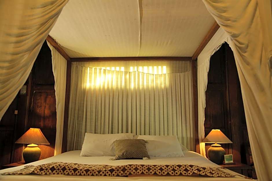 Tembi - Historical Home