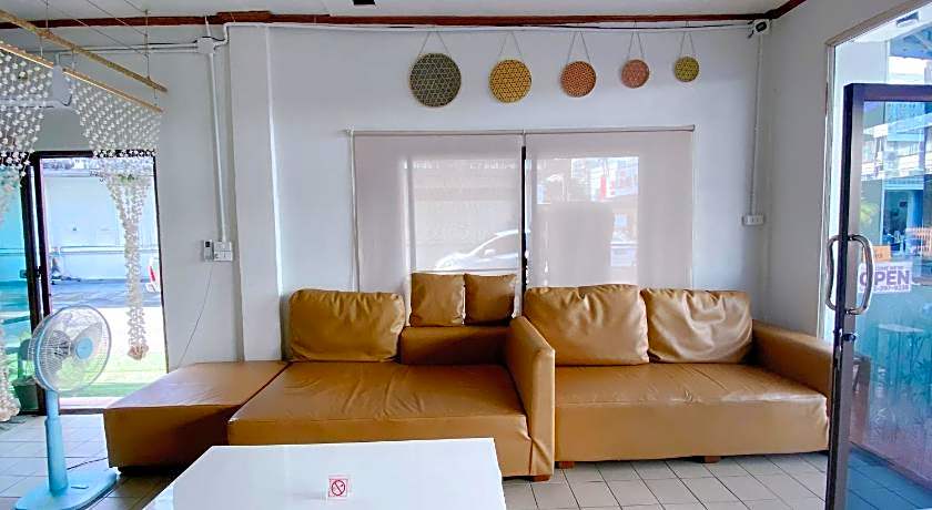 Remember @ Phuket Town Hostel