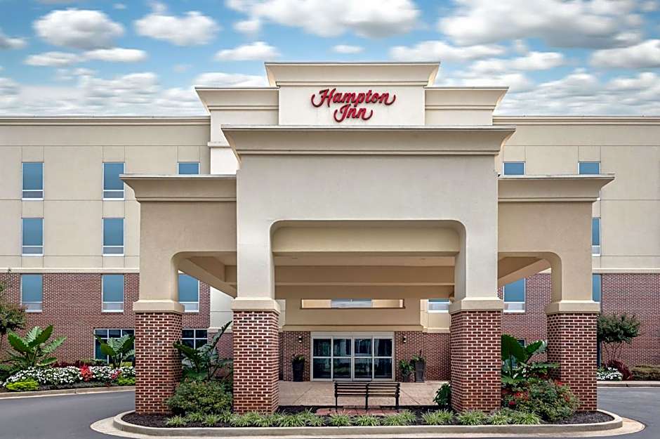 Photo 1 of 36 of Hampton Inn Atlanta McDonough