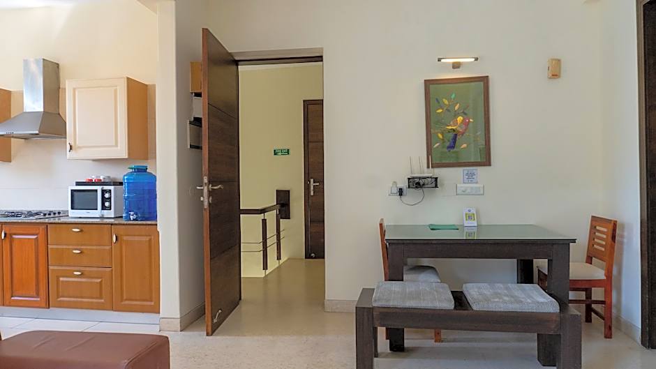 Perch Service Apartment- Sector 40