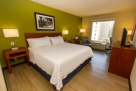 Standard King Room - Disability Access