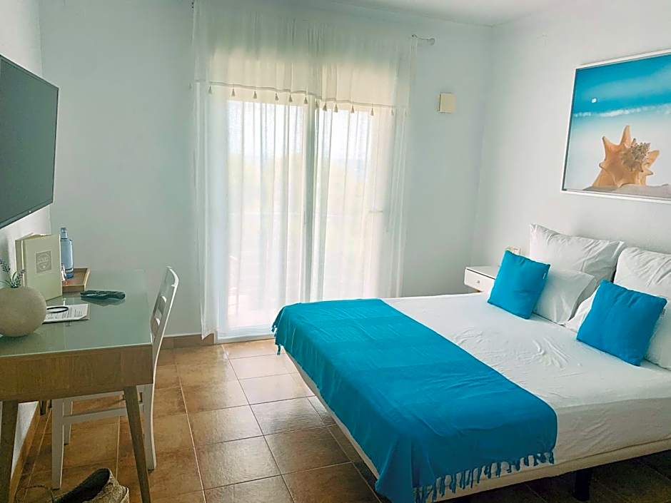 Photo 1 of 6 of Deluxe, Sea View, Balcony