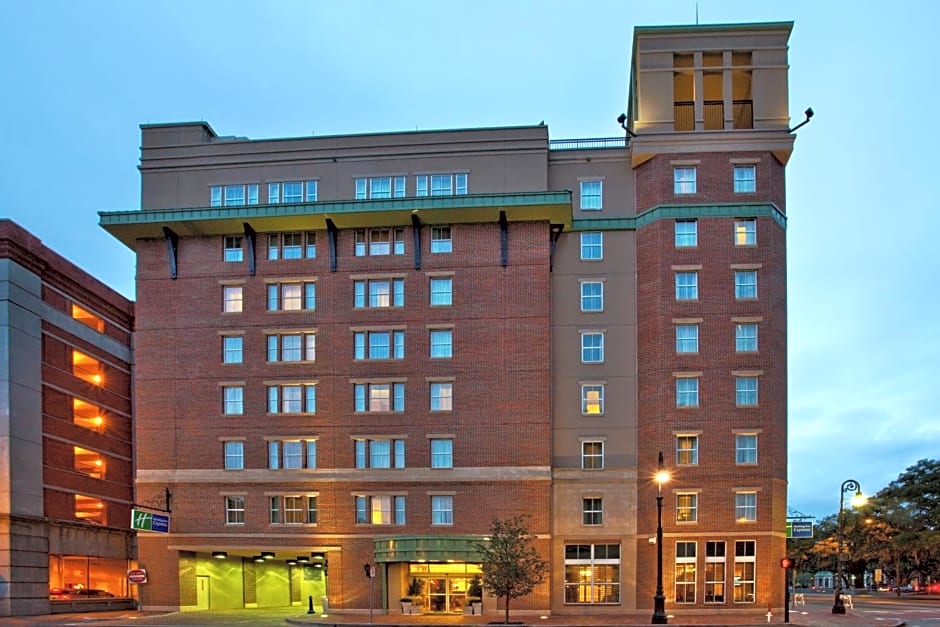 Holiday Inn Express Savannah - Historic District, an IHG Hotel