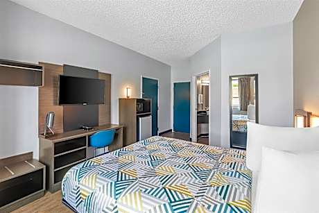 1 QUEEN BED | NON-SMOKING