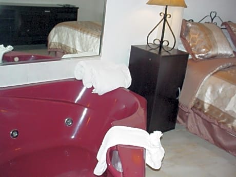 Junior Suite with Spa Bath