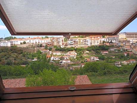 Queen Room with Spa Bath