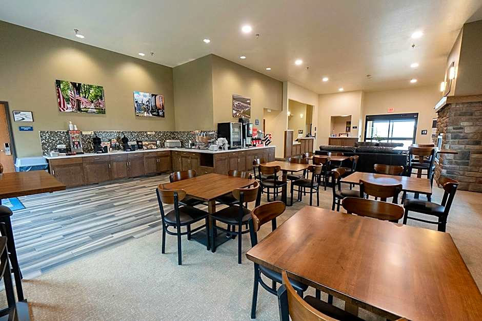 Cobblestone Inn and Suites Sheldon