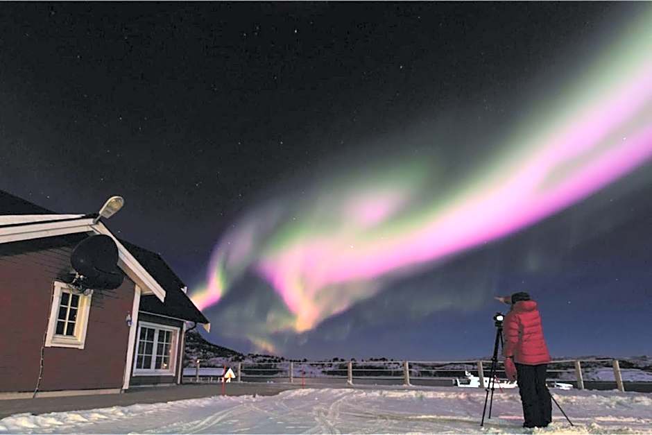 Senja Fjordhotell and Apartments