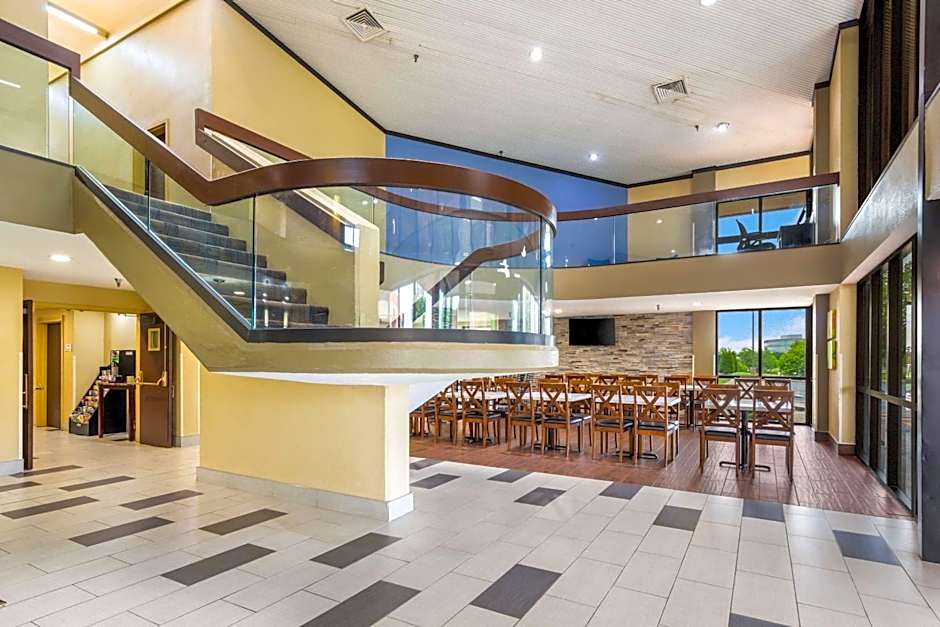 Quality Inn & Suites Florence - Cincinnati South