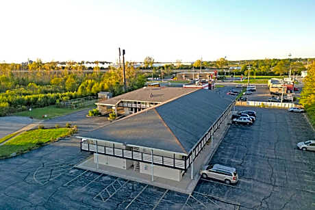 Brookville Inn By OYO Near Dayton International Airport