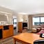 Hilton Suites Chicago Oak Brook