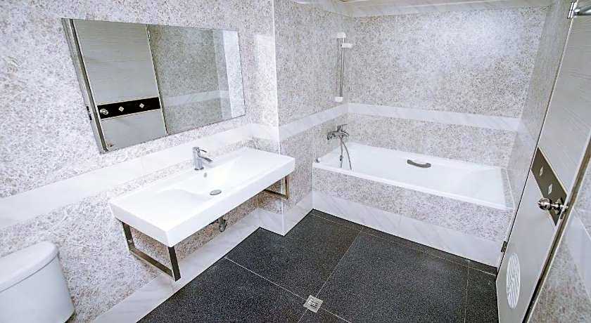 Guide Hotel Taoyuan Fuxing