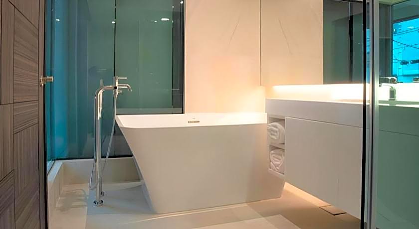 First Pride Hotel Bangkok (SHA Plus)