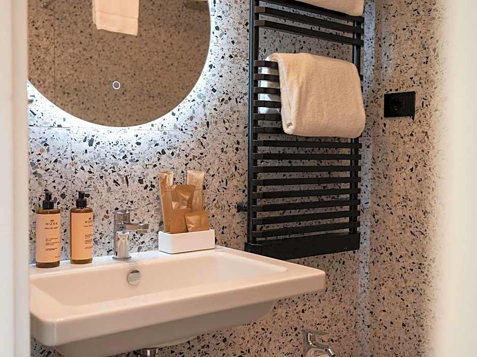 Mercure Leonardo da Vinci Airport