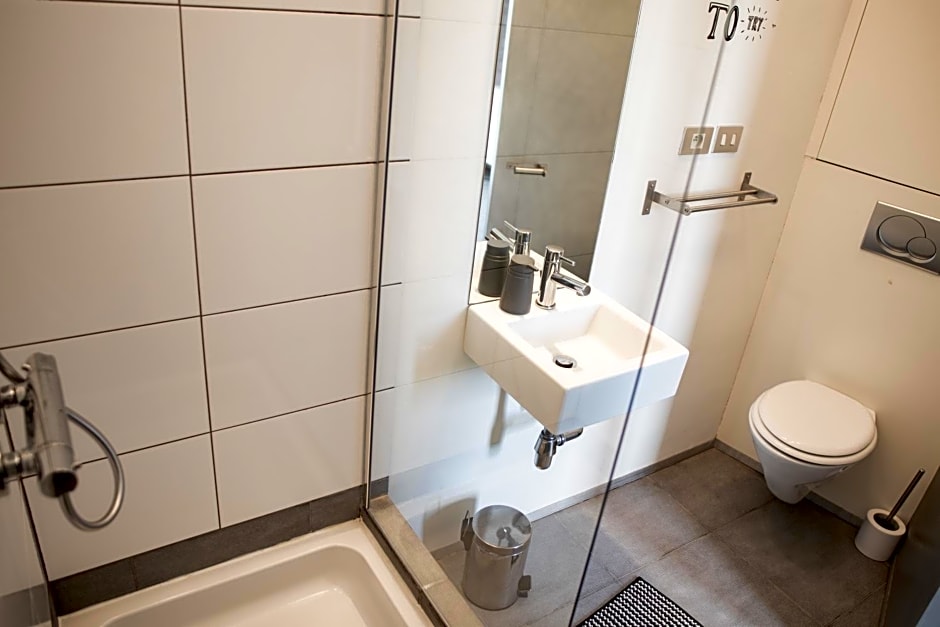 PLANT BASED b&b central Bruges