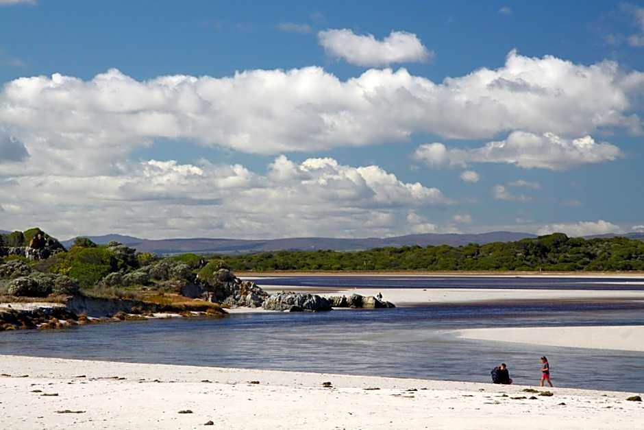 Lavender Manor Guest Lodge