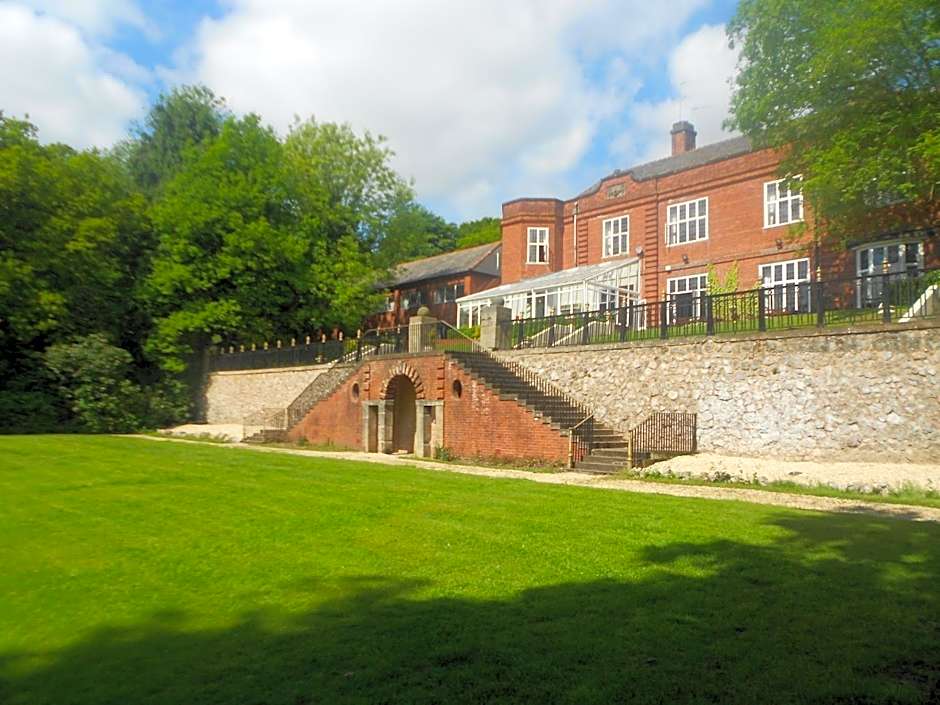 Southcrest Manor Hotel; BW Signature Collection