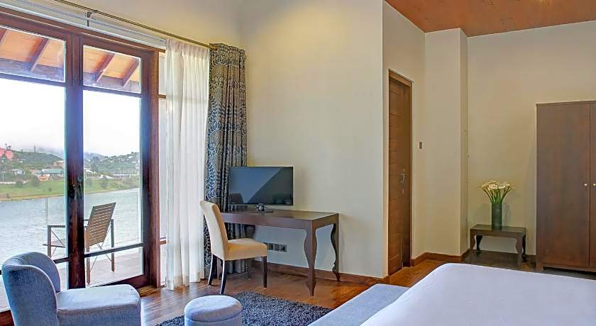 Tea Plant Nuwara Eliya Hotel